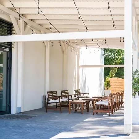 塞科夫斯基酒店 莱格尼察