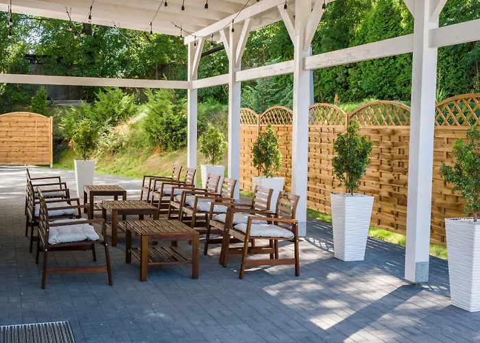 Sekowski Отель Легница